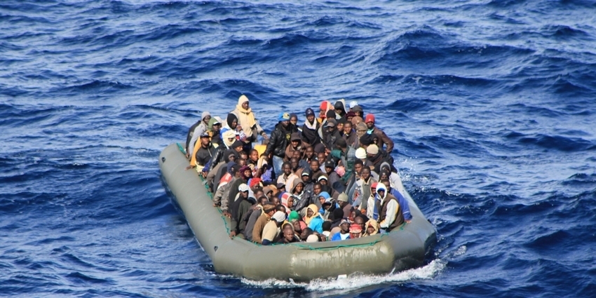 Photo of Migration clandestine à Nador : Trois cadavres, plusieurs blessés, suite à une embarcation pneumatique dégonflée !