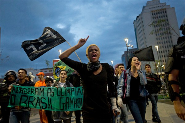 Photo of Brésil : Manifestations contre des coupes budgétaires dans l’éducation