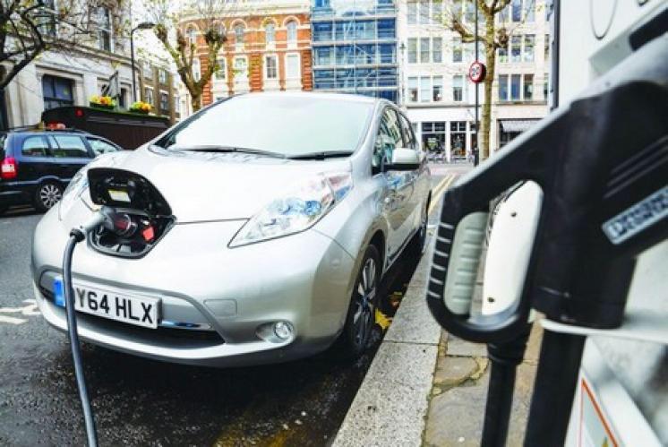 Photo of Économie Mondiale : Les voitures électriques domineront le monde en l’an 2030