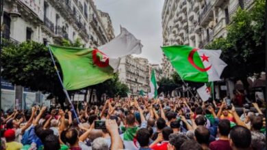 Photo of Vendredi Noir en Algérie : Des millions de manifestants ont envahi les rues des villes et villages !