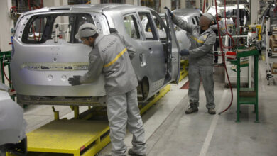 Photo of Renault suspend « temporairement » la production de ses véhicules au Maroc !