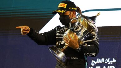 Photo of F1 : Lewis Hamilton remporte le premier Grand Prix de la saison à Bahreïn !