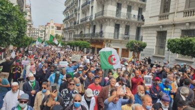 Photo of « La répression ne nous fait pas peur » : Le Hirak à nouveau dans les rues d’Alger !