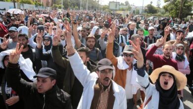 Photo of Rabat : Interdiction de tout attroupement ou rassemblement sur la voie publique pour éviter toute violation des dispositions de l’état d’urgence sanitaire !