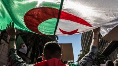 Photo of Le Hirak en Algérie face au régime, pour le 112ème Vendredi : Le bras de fer continue !