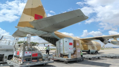 Photo of Solidarité : Arrivée ce lundi à Tunis de 4 avions transportant l’aide médicale d’urgence ordonnée par le Roi Mohammed VI !