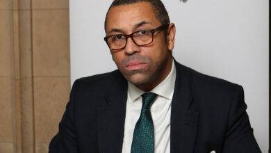 Photo of James Cleverly :« le Maroc joue un rôle clé dans la promotion de la stabilité régionale» :