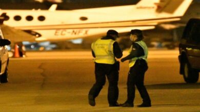 Photo of Espagne : Après un atterrissage forcé, 20 marocains s’échappent d’un avion :