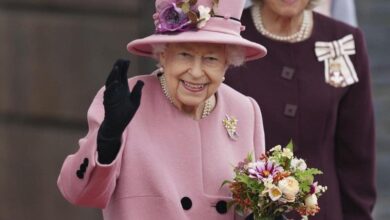 Photo of Elizabeth II reprend ses engagements officiels après son Covid-19