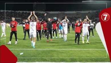 Photo of Les joueurs du Wydad saluent les supporters après leurs victoires face au Club Chabab Mohammédia