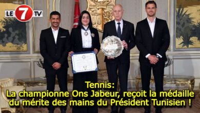 Photo of Tennis: La championne Ons Jabeur, reçoit la médaille du mérite des mains du Président Tunisien !