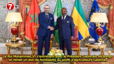 Photo of Le Roi Mohammed VI s’entretient avec le Président Ali Bongo Ondimba et remet un don de fertilisants au profit d’agriculteurs Gabonais