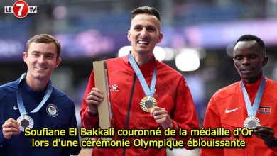 Photo of Soufiane El Bakkali couronné de la médaille d’Or lors d’une cérémonie Olympique éblouissante